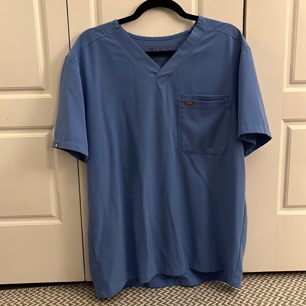 Leon 3 pocket scrub top men’s large light blue